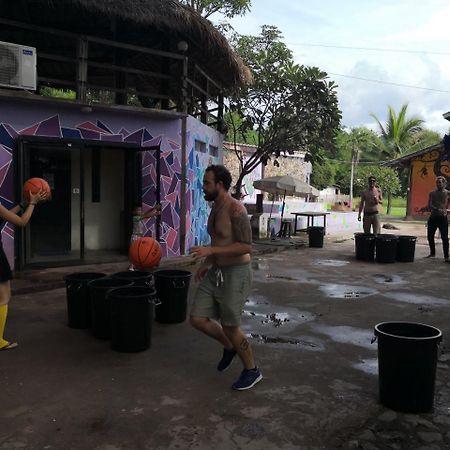 Purple Monkey Backpackers Hostel Pai Buitenkant foto