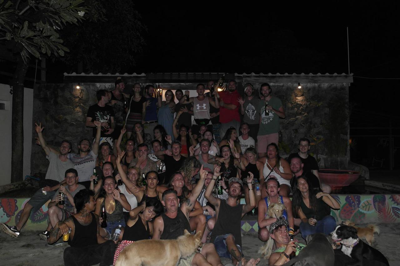 Purple Monkey Backpackers Hostel Pai Buitenkant foto
