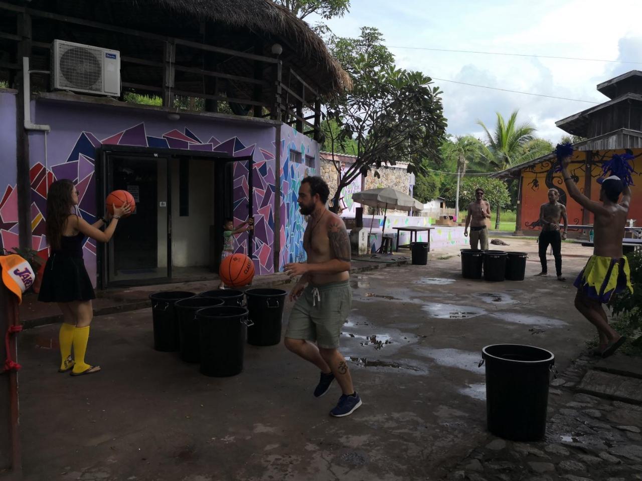 Purple Monkey Backpackers Hostel Pai Buitenkant foto