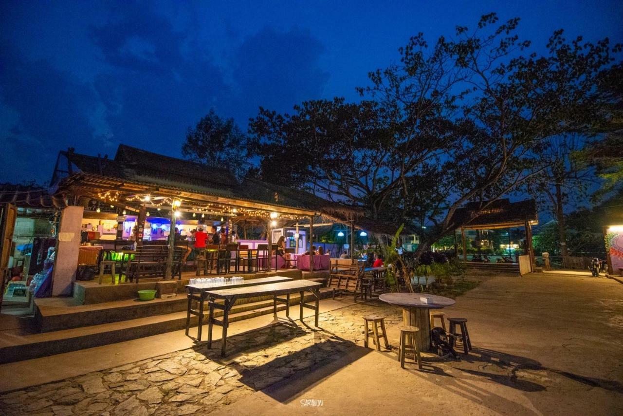 Purple Monkey Backpackers Hostel Pai Buitenkant foto